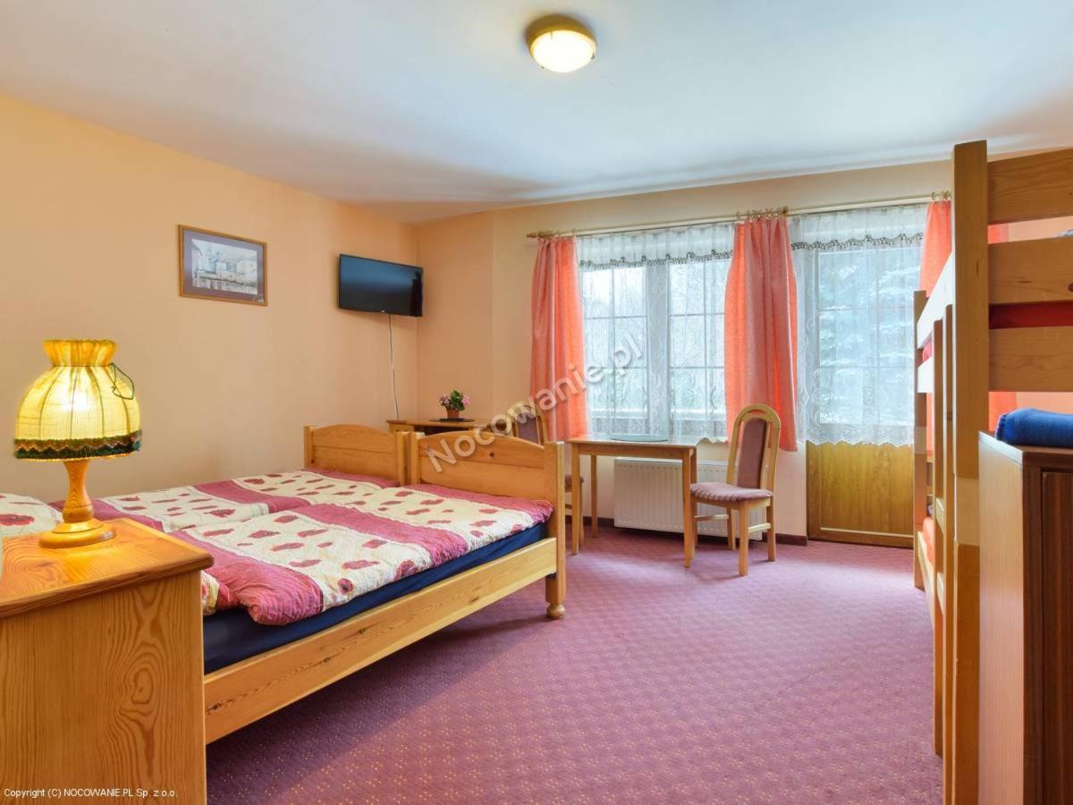 Bialy Dom Aparthotel Ściegny Exteriör bild